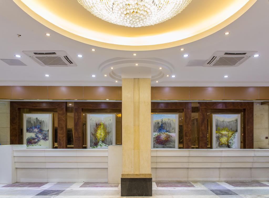 Yu Ting Hotel - Dong Chen Hotel Branch Kanton Exteriér fotografie